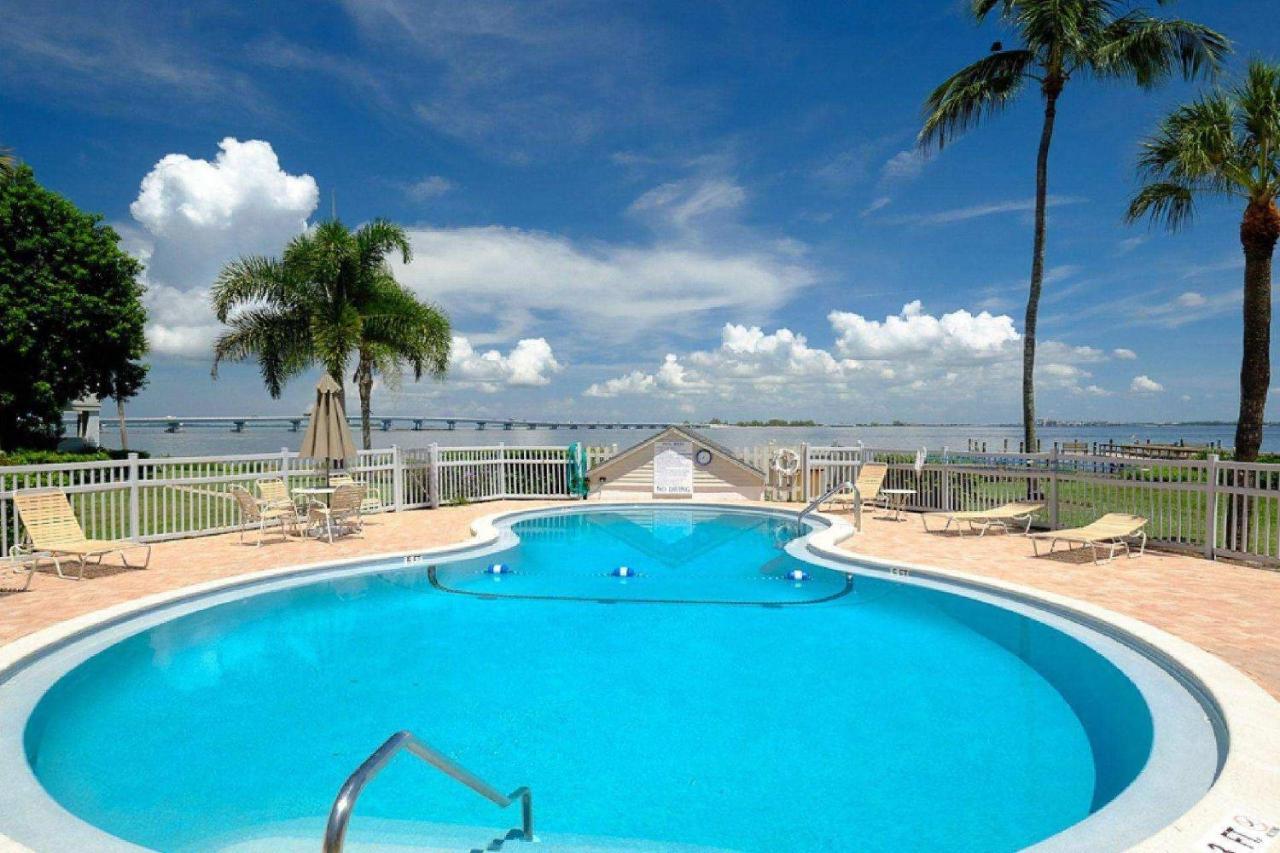 Mariner Pointe Villa Sanibel Esterno foto